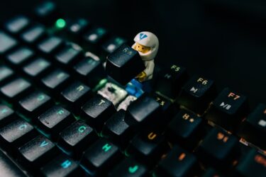 適宜修正とは？その意味と具体例、ビジネスでの活用法